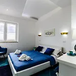 Bed and Breakfast Residenza Celeste Σαλέρνο