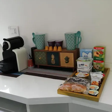 לינה וארוחת בוקר Residenza Celeste *